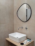 Golden Bee Lifestyle