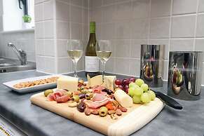 Dray Court-Cardiff City centre