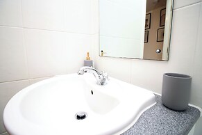 Dray Court-Cardiff City centre