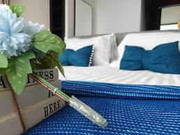 Edge Central Pattaya by Mickey