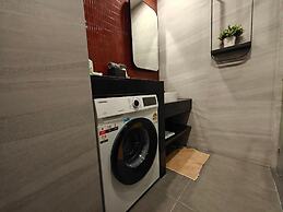 Edge Central Pattaya by Mickey