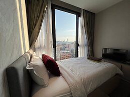 Edge Central Pattaya by Mickey