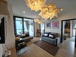 Edge Central Pattaya by Mickey