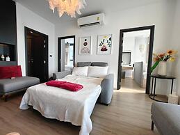 Edge Central Pattaya by Mickey