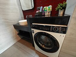 Edge Central Pattaya by Mickey