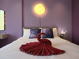 Edge Central Pattaya by Mickey