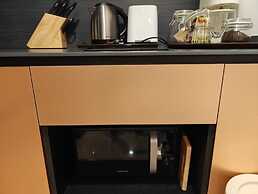 Edge Central Pattaya by Mickey