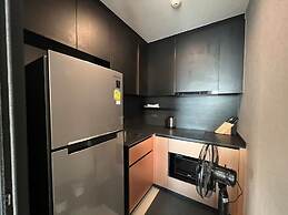 Edge Central Pattaya by Mickey