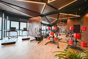 Edge Central Pattaya by Mickey