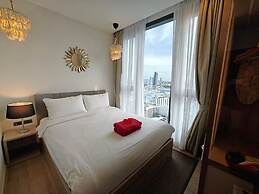 Edge Central Pattaya by Mickey