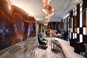 Edge Central Pattaya by Mickey