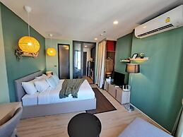 Edge Central Pattaya by Mickey