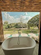 Historykan Kanchanaburi Hotel