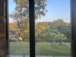 Historykan Kanchanaburi Hotel