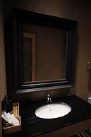 Historykan Kanchanaburi Hotel