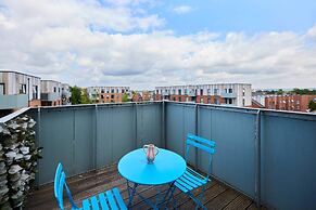 The Enfield Sanctuary - Modern 1bdr Flat With Balcony