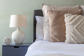 The Canonbury Apartment