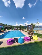 ALMUS ŞEHRİ SEFA BUNGALOV EVLERİ