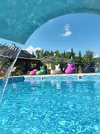 ALMUS ŞEHRİ SEFA BUNGALOV EVLERİ