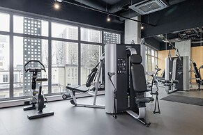 Cozy Apartment With Parking by Renters