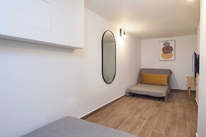 Cozy 1 Bd Basement Apt in Pagrati