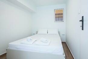 Cozy 1 Bd Basement Apt in Pagrati