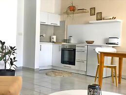 Superior Onebedroom Apartment