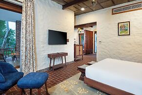 Amritara Olive Trotter