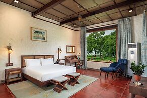 Amritara Olive Trotter