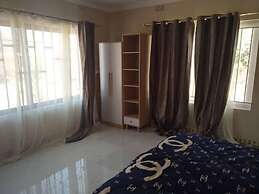 Seven Palms Executive Lodge