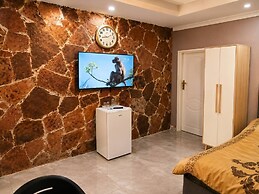 Seven Palms Executive Lodge