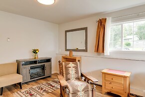 6 Mi to Dtwn: Bright & Airy Anchorage Getaway!