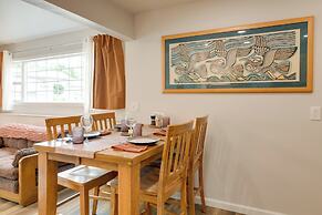 Shared Yard + Fire Pit: Airy Anchorage Apt!
