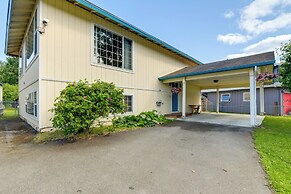 6 Mi to Dtwn: Bright & Airy Anchorage Getaway!