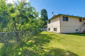 6 Mi to Dtwn: Bright & Airy Anchorage Getaway!