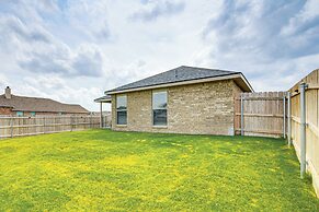 'urbana Cabana:' Modern Home 8 Mi to Texas Tech!