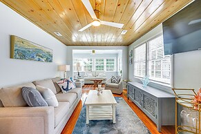 Walk to Ocean: Pearl Cottage in Atlantic Beach