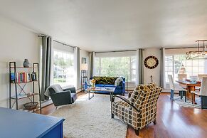 Stylish Anchorage Apartment - Near Trails & Town!