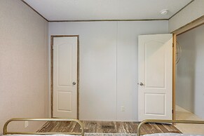 Pet-friendly Kempner Escape Near Parks & Trails!