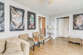 Greers Ferry Home w/ Fire Pit Near Shiloh Marina!