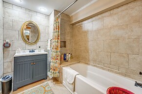 'chateau on Compass Creek' Hayesville Apartment!