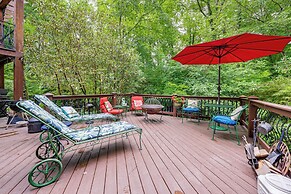 'chateau on Compass Creek' Hayesville Apartment!