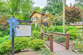 'chateau on Compass Creek' Hayesville Apartment!