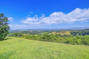 Ranch-style Sparta Home w/ Blue Ridge Mtn Views!