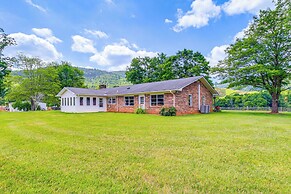 Blue Ridge Mtn Views: Ranch-style Home in Sparta!
