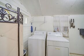 Eufaula Getaway w/ Patio, Walk to Beach + Marina!