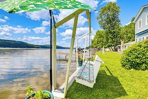 Canandaigua Lakefront Gem w/ Dock & Boat Slip