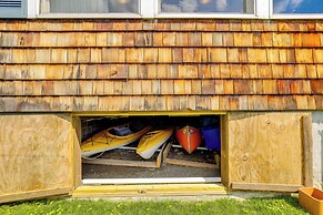 Canandaigua Lakefront Gem w/ Dock & Boat Slip