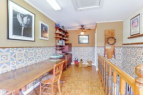 Canandaigua Lakefront Gem w/ Dock & Boat Slip