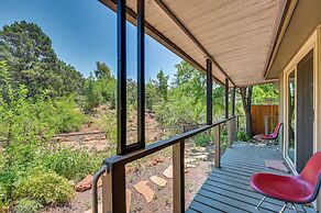 Quaint Sedona Cottage: Close to Trails & Downtown!